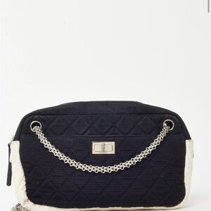 CHANEL Black and Cream Quilted Chain Shoulder Bag